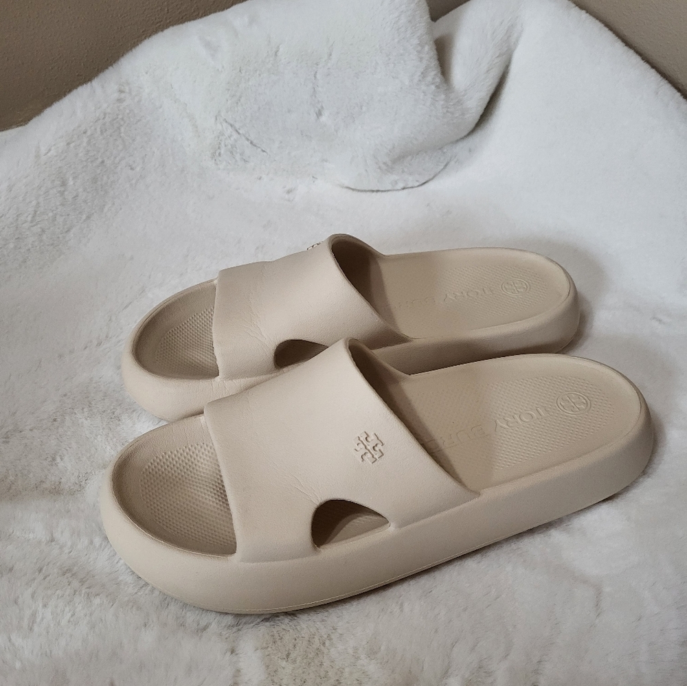 Tory Burch Beige Foam Slide Sandals